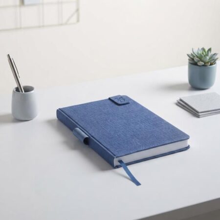 Agenda com acabamento efeito linho (Ballarat)